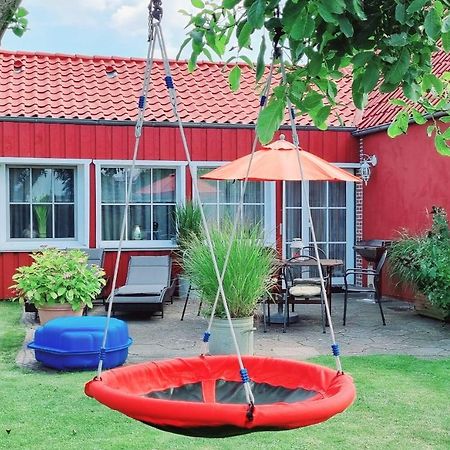 Thiedes Hus Apartment Хайлигенхафен Екстериор снимка