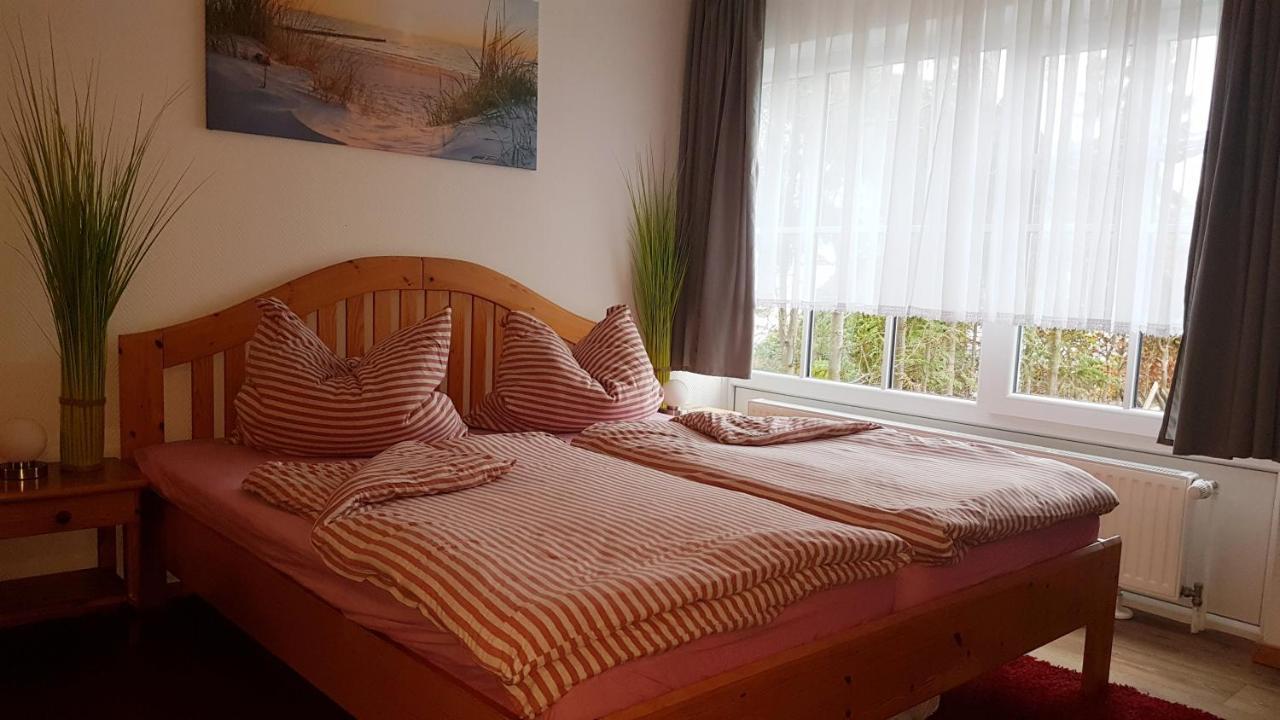 Thiedes Hus Apartment Хайлигенхафен Екстериор снимка