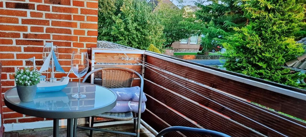 Thiedes Hus Apartment Хайлигенхафен Екстериор снимка